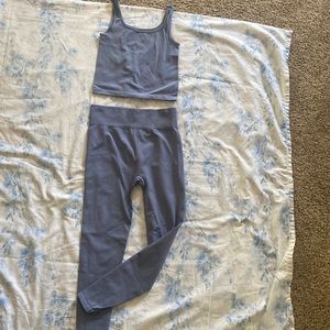 H&M blue/gray ribbed 2-piece sport set